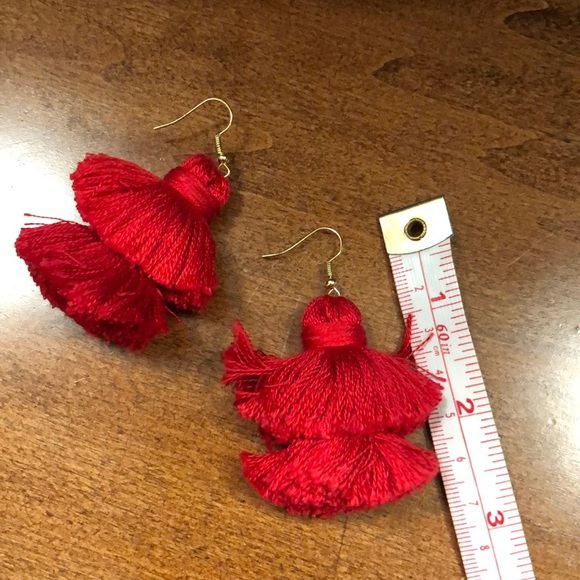 Red statement earrings - Picture 2 of 3